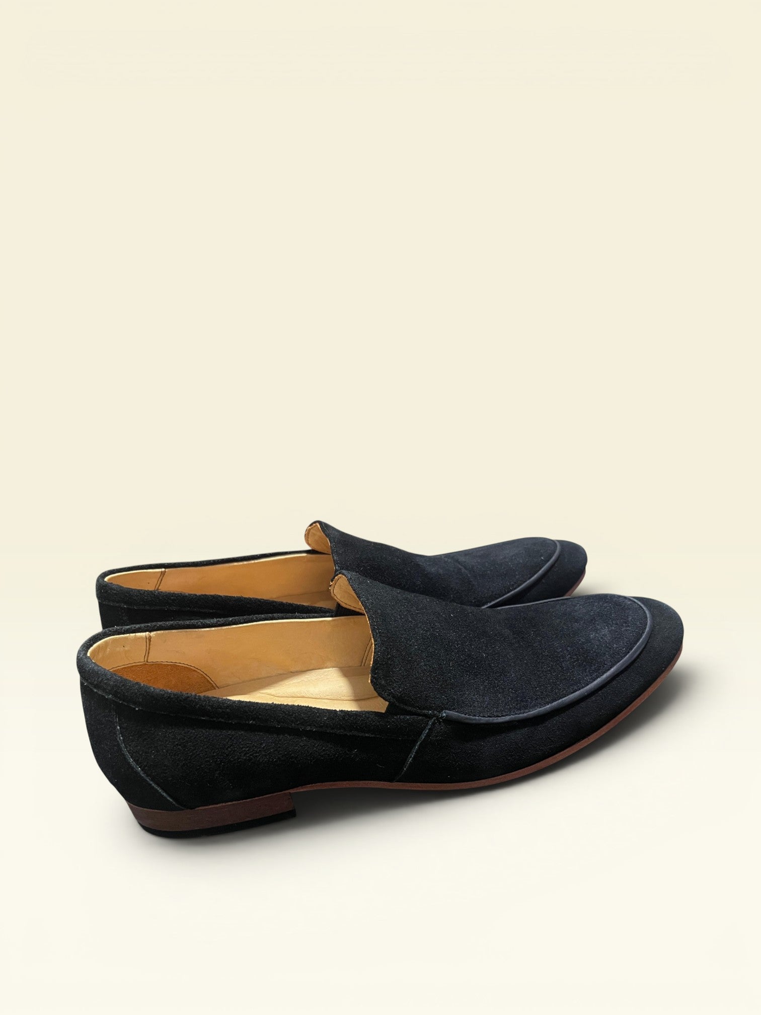 Loafer TW Camurça Preto - Leve para o Mundo